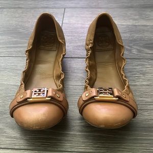 Tory burch tan ballet flats size 9.5